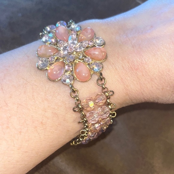 Blush/coral/gold beaded bracelet - Picture 3 of 6